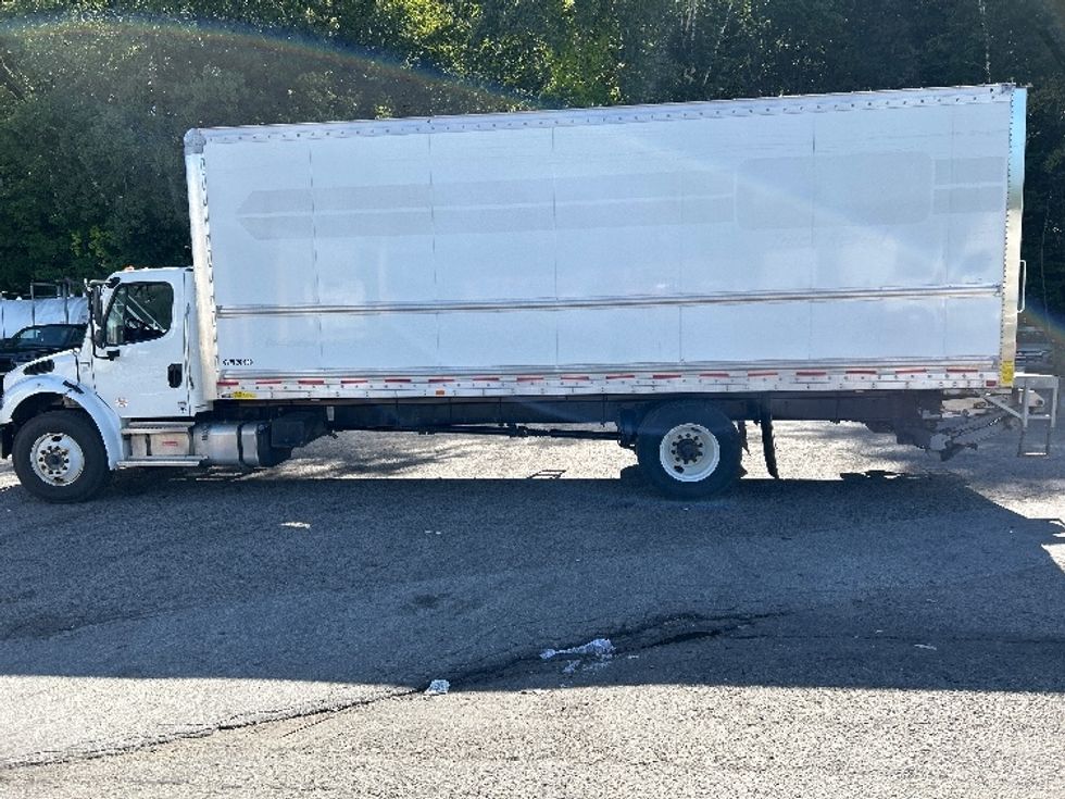 Medium Duty Box Truck-Light and Medium Duty Trucks-Freightliner-2023-M2-Auburn-MA-91,986\n\t\tmiles-$ 89,000 - Image 15