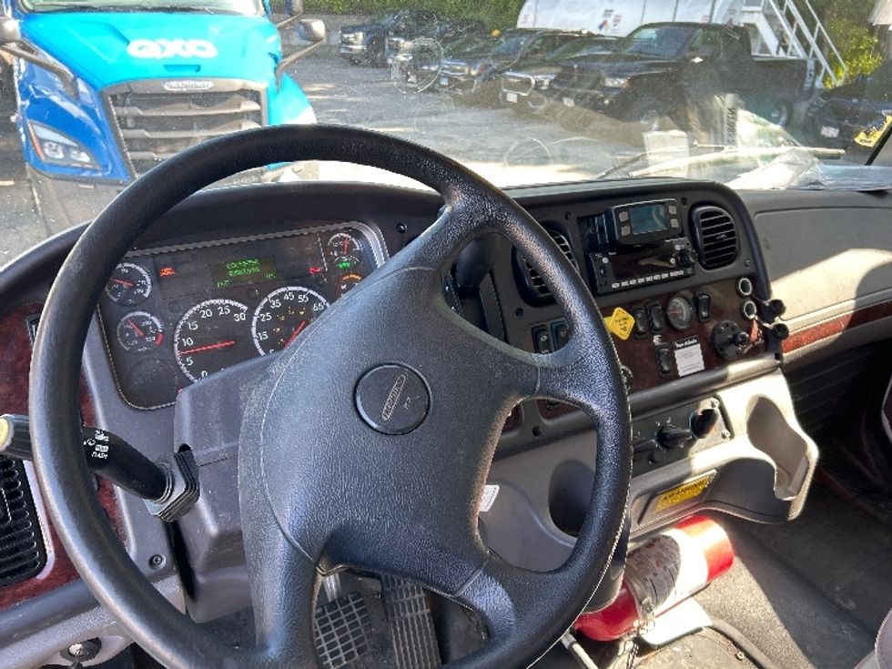 Medium Duty Box Truck-Light and Medium Duty Trucks-Freightliner-2023-M2-Auburn-MA-91,986\n\t\tmiles-$ 89,000 - Image 17