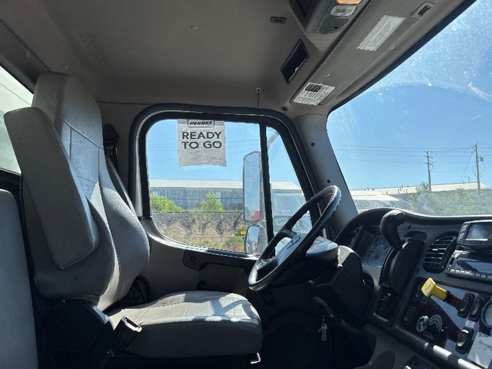 Medium Duty Box Truck-Light and Medium Duty Trucks-Freightliner-2023-M2-Aurora-CO-49,247\n\t\tmiles-$ 92,000 - Image 22