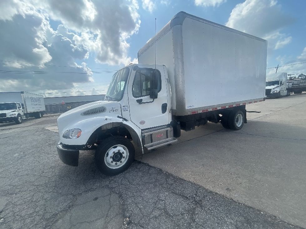 Medium Duty Box Truck-Light and Medium Duty Trucks-Freightliner-2023-M2-Beaumont-TX-95,926\n\t\tmiles-$ 68,750 - Image 4