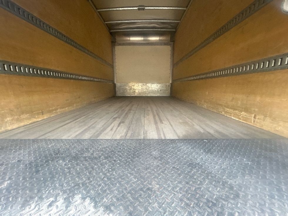 Medium Duty Box Truck-Light and Medium Duty Trucks-Freightliner-2023-M2-Beaumont-TX-95,926\n\t\tmiles-$ 68,750 - Image 8