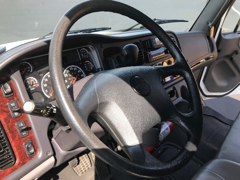 Medium Duty Box Truck-Light and Medium Duty Trucks-Freightliner-2023-M2-Bensalem-PA-75,857\n\t\tmiles-$ 72,000 - Image 17