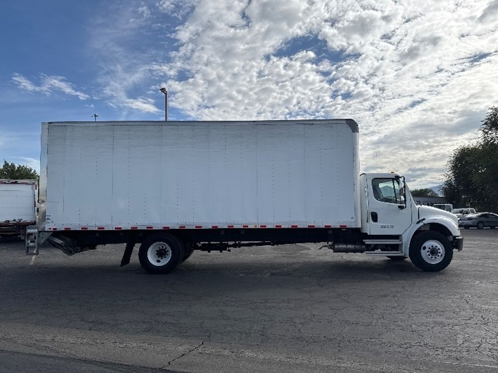 Medium Duty Box Truck-Light and Medium Duty Trucks-Freightliner-2023-M2-Boise-ID-190,654\n\t\tmiles-$ 65,750 - Image 15