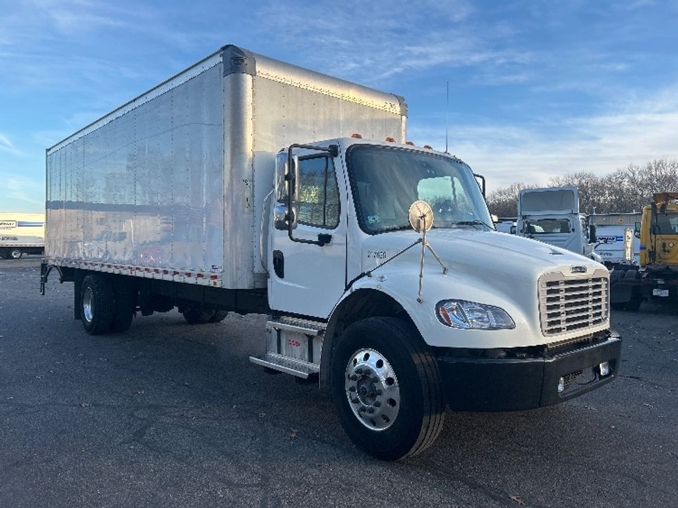 Medium Duty Box Truck-Light and Medium Duty Trucks-Freightliner-2023-M2-Braintree-MA-146,403\n\t\tmiles-$ 62,000 - Image 1