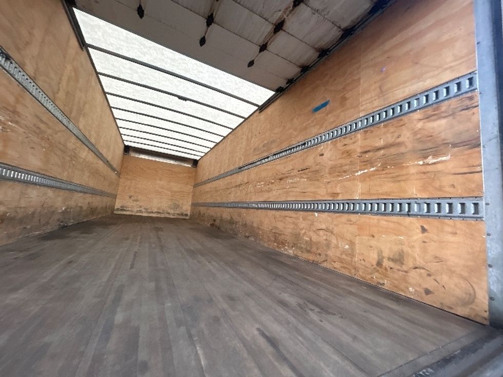 Medium Duty Box Truck-Light and Medium Duty Trucks-Freightliner-2023-M2-Braintree-MA-146,403\n\t\tmiles-$ 62,000 - Image 12
