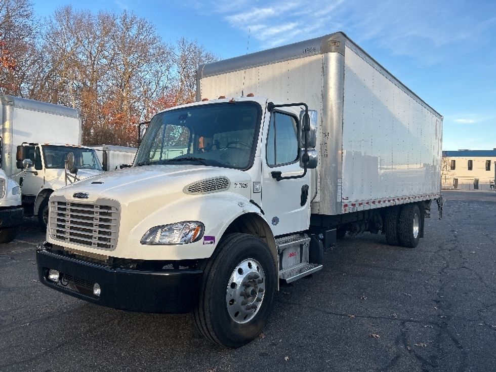Medium Duty Box Truck-Light and Medium Duty Trucks-Freightliner-2023-M2-Braintree-MA-146,403\n\t\tmiles-$ 62,000 - Image 3