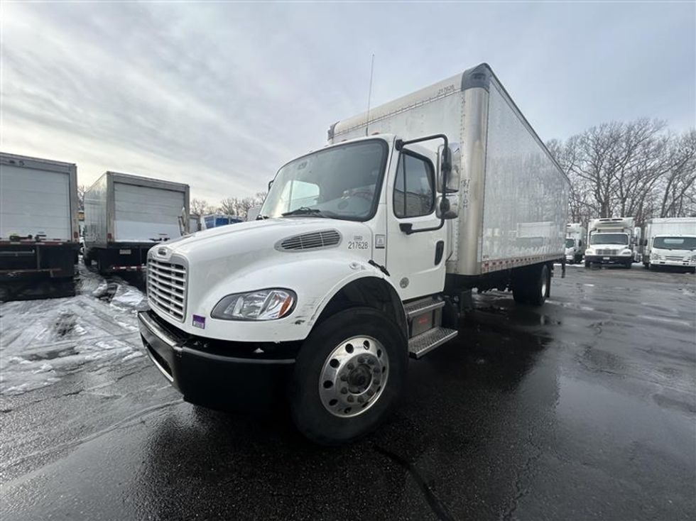 Medium Duty Box Truck-Light and Medium Duty Trucks-Freightliner-2023-M2-Braintree-MA-150,000\n\t\tmiles-$ 63,250 - Image 3