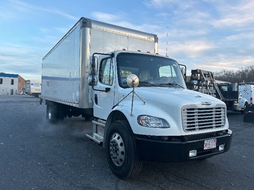 Medium Duty Box Truck-Light and Medium Duty Trucks-Freightliner-2023-M2-Braintree-MA-193,000\n\t\tmiles-$ 54,250 - Image 1