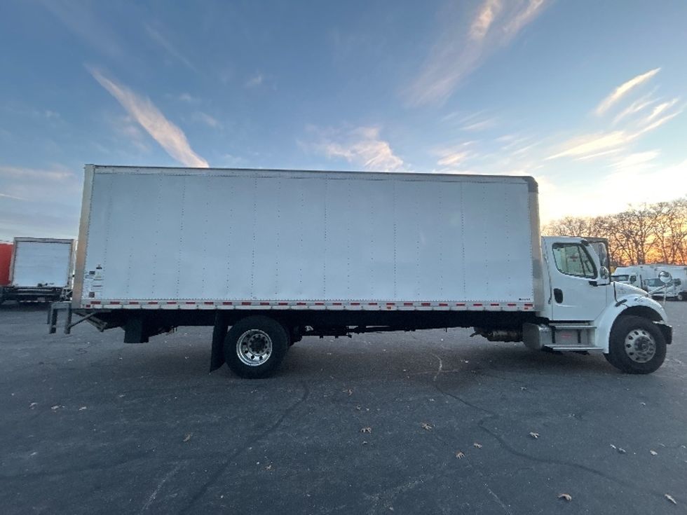 Medium Duty Box Truck-Light and Medium Duty Trucks-Freightliner-2023-M2-Braintree-MA-193,000\n\t\tmiles-$ 54,250 - Image 15