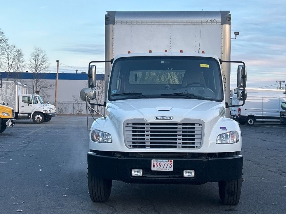 Medium Duty Box Truck-Light and Medium Duty Trucks-Freightliner-2023-M2-Braintree-MA-193,000\n\t\tmiles-$ 54,250 - Image 2