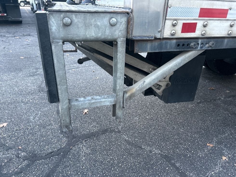 Medium Duty Box Truck-Light and Medium Duty Trucks-Freightliner-2023-M2-Braintree-MA-193,000\n\t\tmiles-$ 54,250 - Image 27