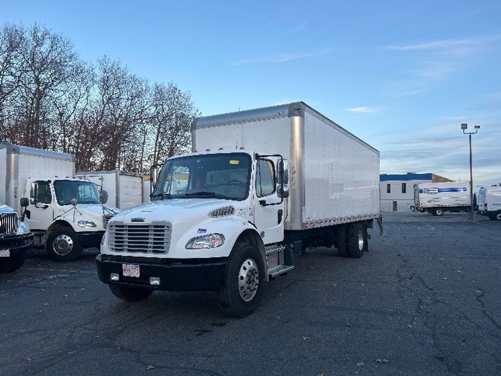 Medium Duty Box Truck-Light and Medium Duty Trucks-Freightliner-2023-M2-Braintree-MA-193,000\n\t\tmiles-$ 54,250 - Image 3