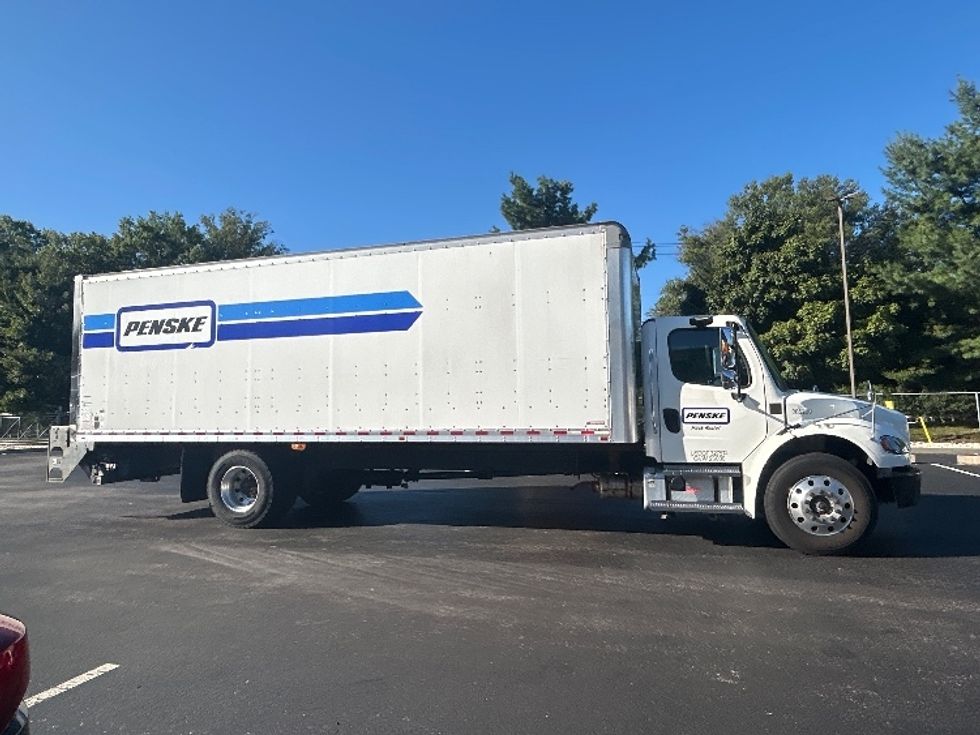 Medium Duty Box Truck-Light and Medium Duty Trucks-Freightliner-2023-M2-Burlington-NJ-110,661\n\t\tmiles-$ 83,500 - Image 15