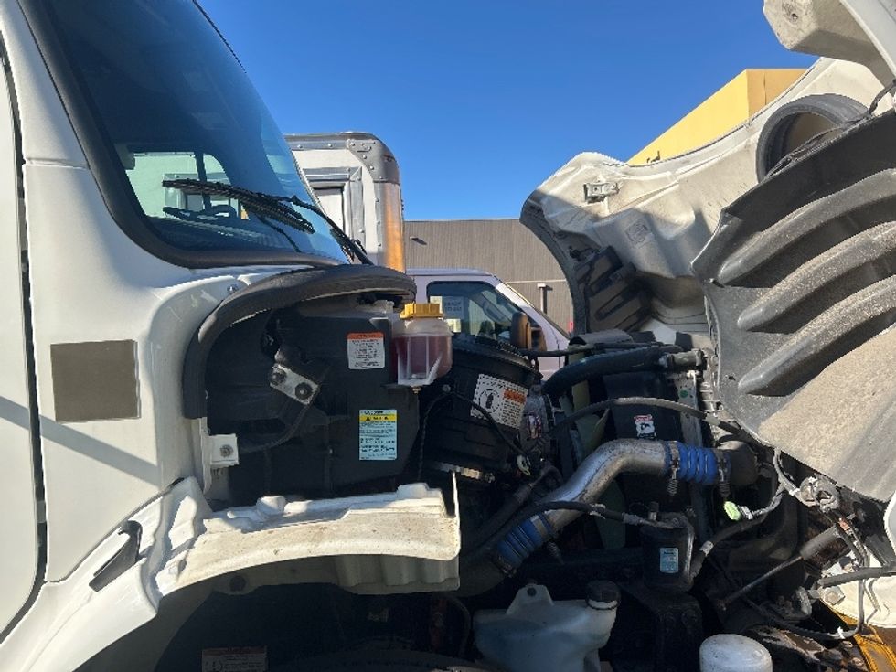 Medium Duty Box Truck-Light and Medium Duty Trucks-Freightliner-2023-M2-Burlington-NJ-110,661\n\t\tmiles-$ 83,500 - Image 23