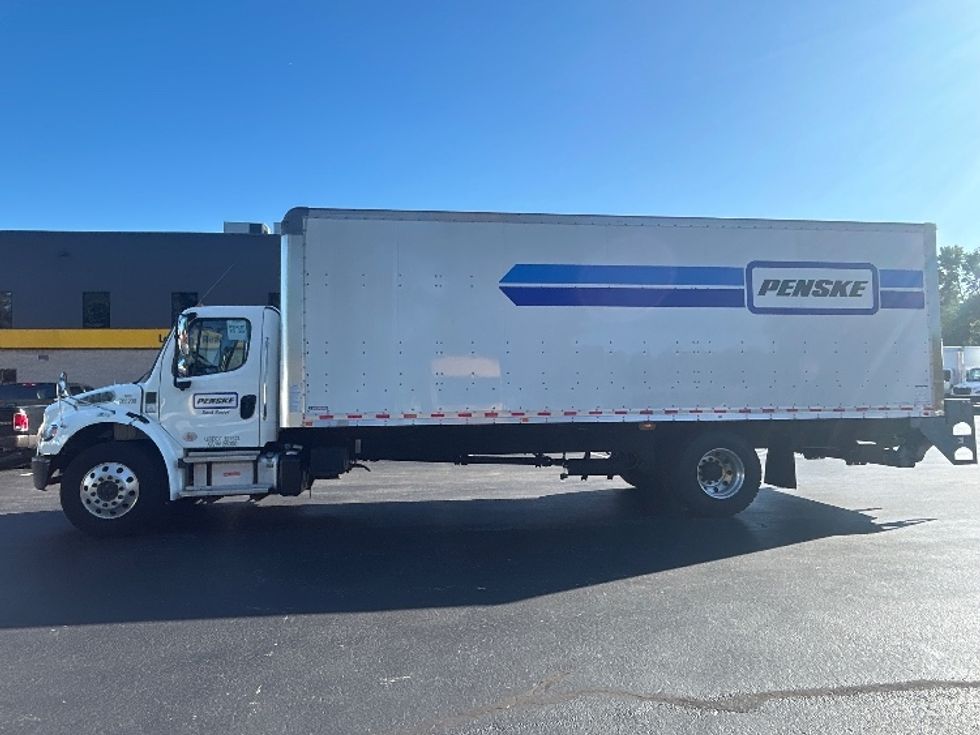 Medium Duty Box Truck-Light and Medium Duty Trucks-Freightliner-2023-M2-Burlington-NJ-110,661\n\t\tmiles-$ 83,500 - Image 4