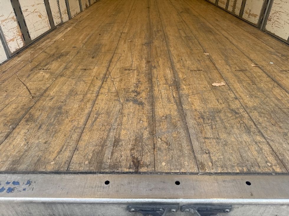 Medium Duty Box Truck-Light and Medium Duty Trucks-Freightliner-2023-M2-Capitol Heights-MD-102,929\n\t\tmiles-$ 95,750 - Image 10