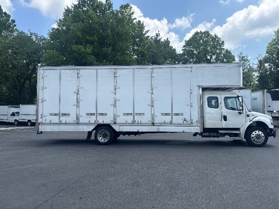 Medium Duty Box Truck-Light and Medium Duty Trucks-Freightliner-2023-M2-Capitol Heights-MD-102,929\n\t\tmiles-$ 95,750 - Image 15