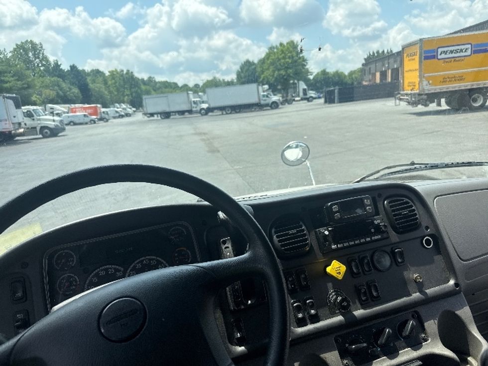 Medium Duty Box Truck-Light and Medium Duty Trucks-Freightliner-2023-M2-Capitol Heights-MD-102,929\n\t\tmiles-$ 95,750 - Image 17