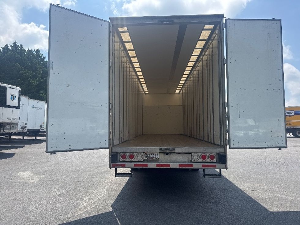 Medium Duty Box Truck-Light and Medium Duty Trucks-Freightliner-2023-M2-Capitol Heights-MD-102,929\n\t\tmiles-$ 95,750 - Image 8