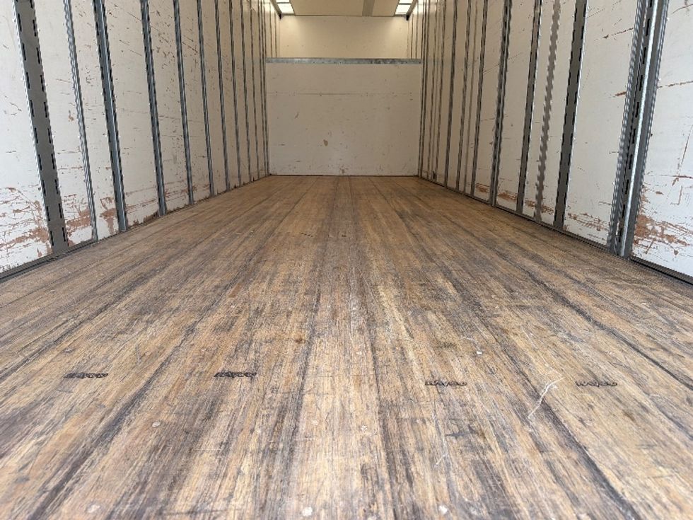 Medium Duty Box Truck-Light and Medium Duty Trucks-Freightliner-2023-M2-Capitol Heights-MD-47,695\n\t\tmiles-$ 98,500 - Image 10