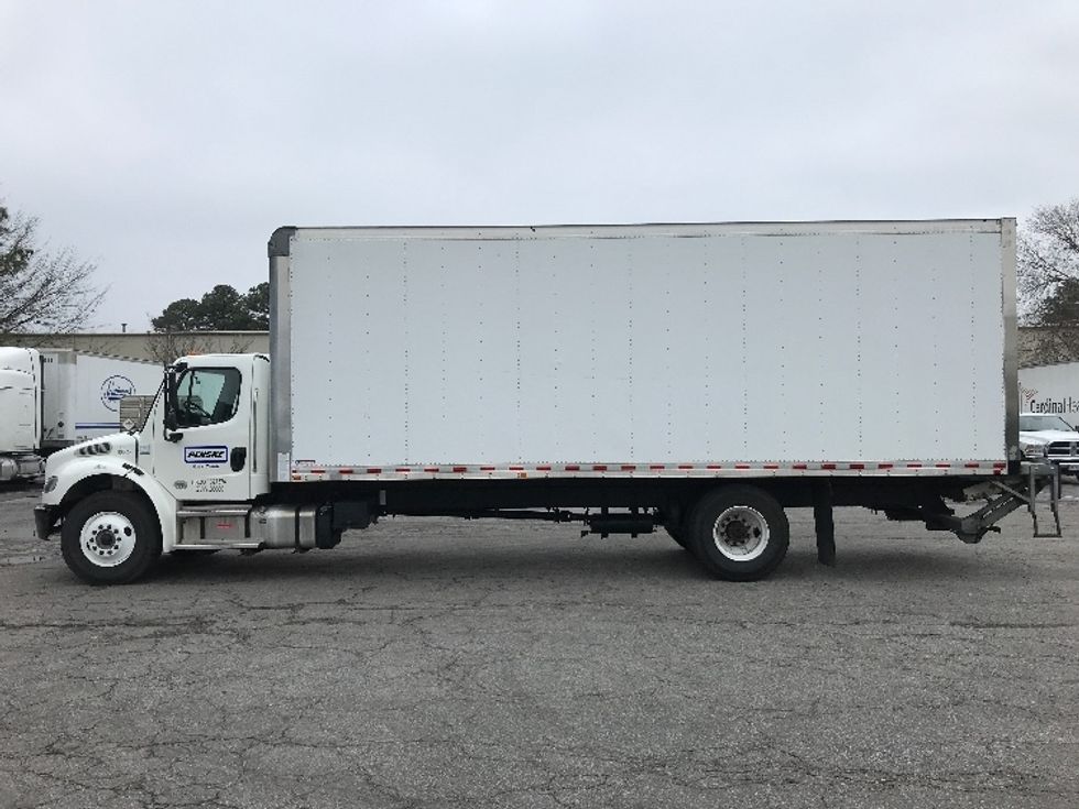 Medium Duty Box Truck-Light and Medium Duty Trucks-Freightliner-2023-M2-Chesapeake-VA-229,950\n\t\tmiles-$ 58,250 - Image 4