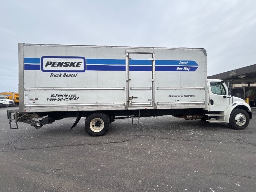 Medium Duty Box Truck-Light and Medium Duty Trucks-Freightliner-2023-M2-Chicopee-MA-269,372\n\t\tmiles-$ 43,750 - Image 15