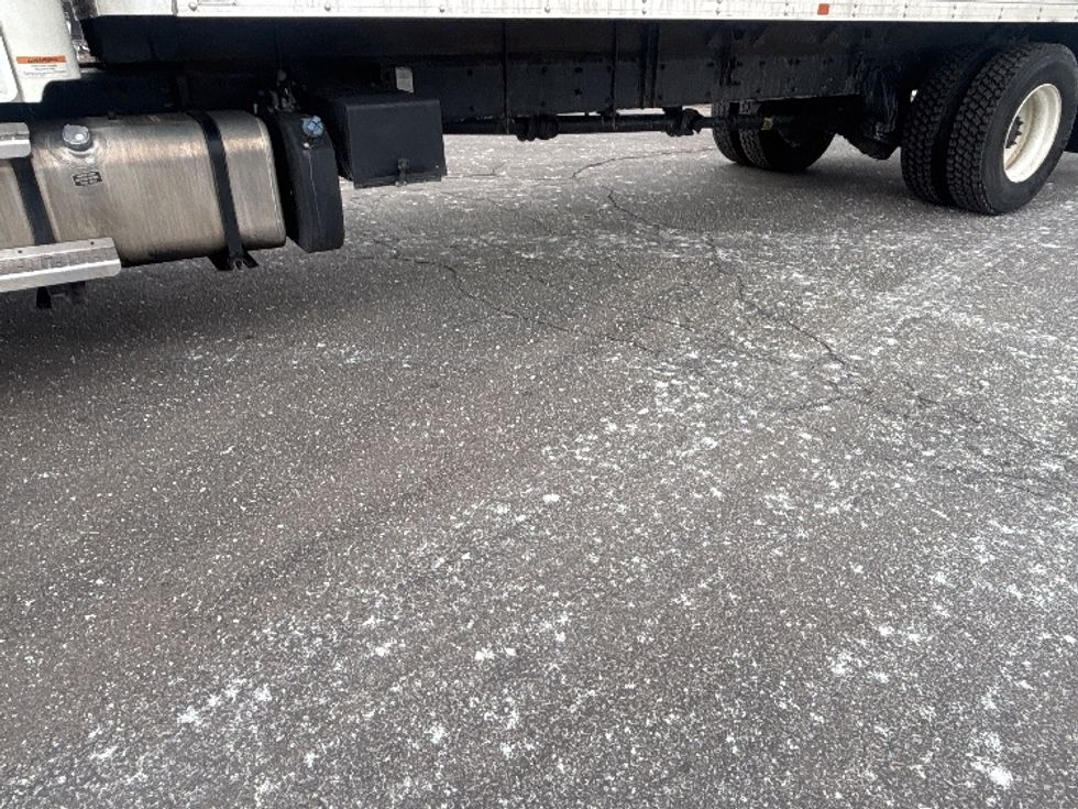 Medium Duty Box Truck-Light and Medium Duty Trucks-Freightliner-2023-M2-Chicopee-MA-269,372\n\t\tmiles-$ 43,750 - Image 5