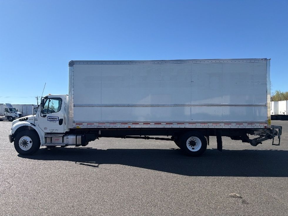 Medium Duty Box Truck-Light and Medium Duty Trucks-Freightliner-2023-M2-Chicopee-MA-97,779\n\t\tmiles-$ 80,000 - Image 4