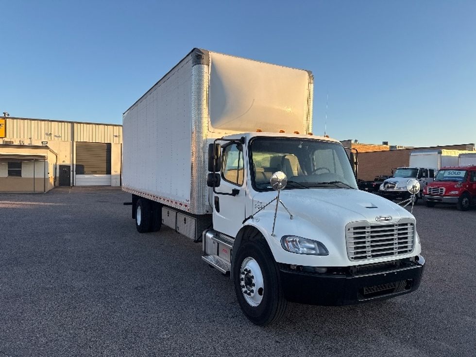 Medium Duty Box Truck-Light and Medium Duty Trucks-Freightliner-2023-M2-Dallas-TX-116,871\n\t\tmiles-$ 74,000 - Image 1