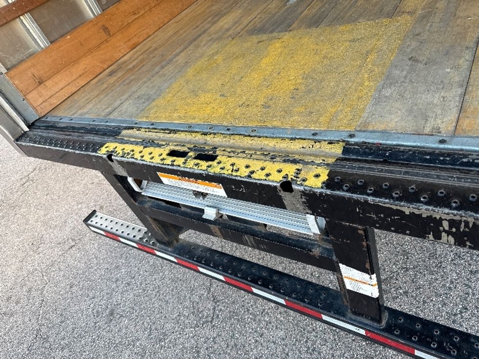 Medium Duty Box Truck-Light and Medium Duty Trucks-Freightliner-2023-M2-Dallas-TX-116,871\n\t\tmiles-$ 74,000 - Image 10