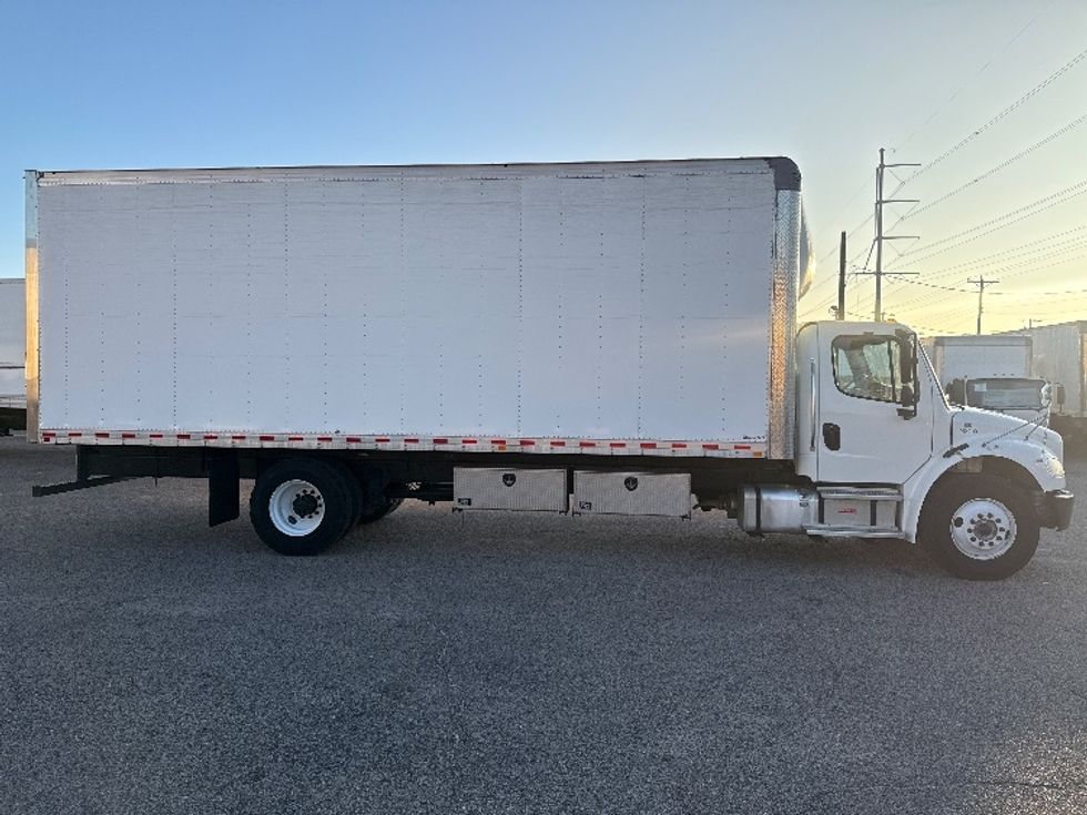 Medium Duty Box Truck-Light and Medium Duty Trucks-Freightliner-2023-M2-Dallas-TX-116,871\n\t\tmiles-$ 74,000 - Image 15
