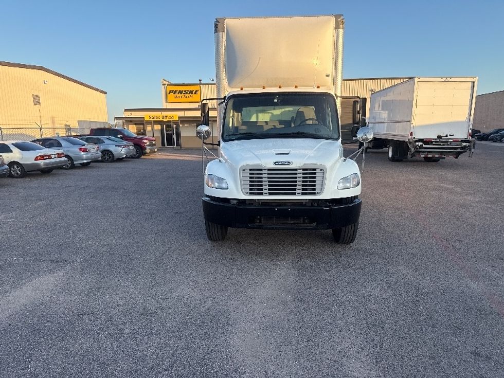 Medium Duty Box Truck-Light and Medium Duty Trucks-Freightliner-2023-M2-Dallas-TX-116,871\n\t\tmiles-$ 74,000 - Image 2