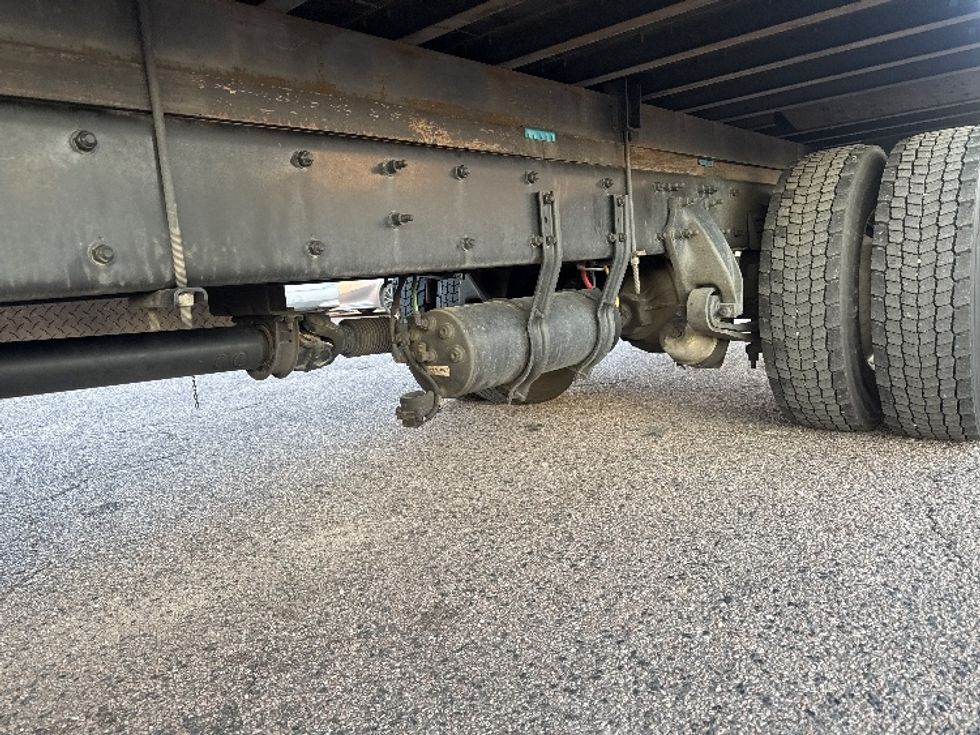 Medium Duty Box Truck-Light and Medium Duty Trucks-Freightliner-2023-M2-Dallas-TX-116,871\n\t\tmiles-$ 74,000 - Image 5