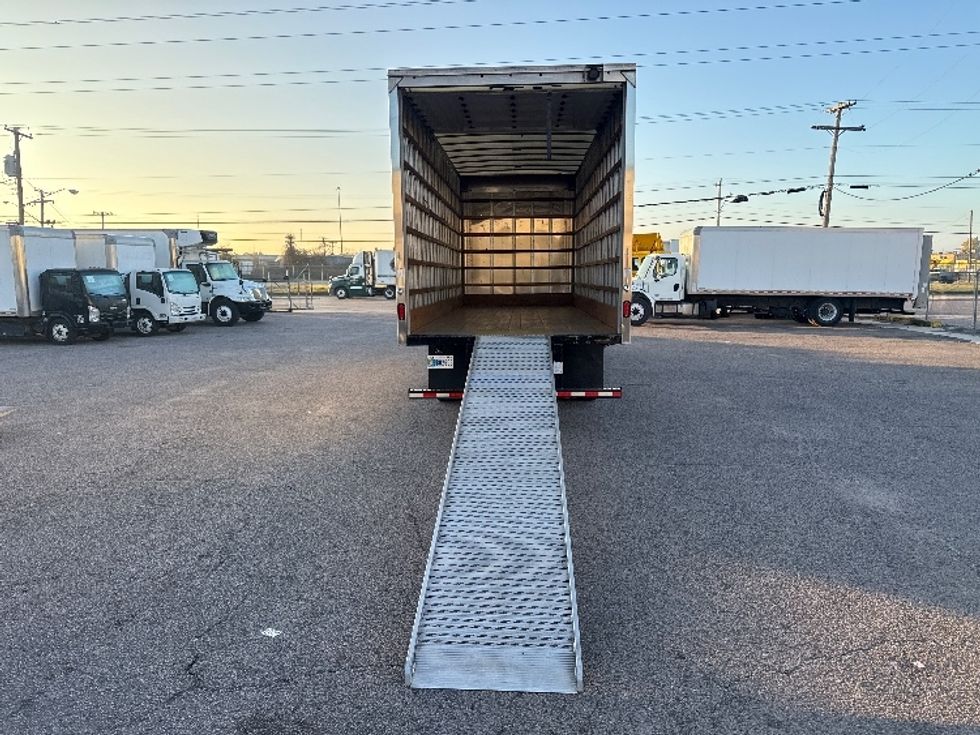 Medium Duty Box Truck-Light and Medium Duty Trucks-Freightliner-2023-M2-Dallas-TX-116,871\n\t\tmiles-$ 74,000 - Image 9