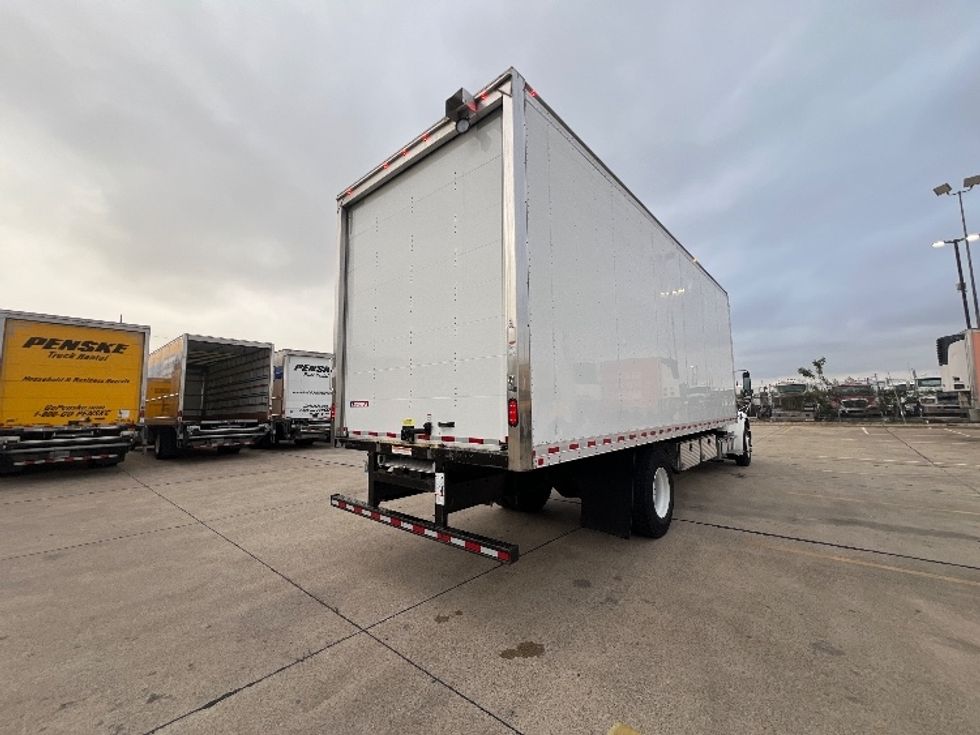 Medium Duty Box Truck-Light and Medium Duty Trucks-Freightliner-2023-M2-Dallas-TX-137,832\n\t\tmiles-$ 69,500 - Image 13