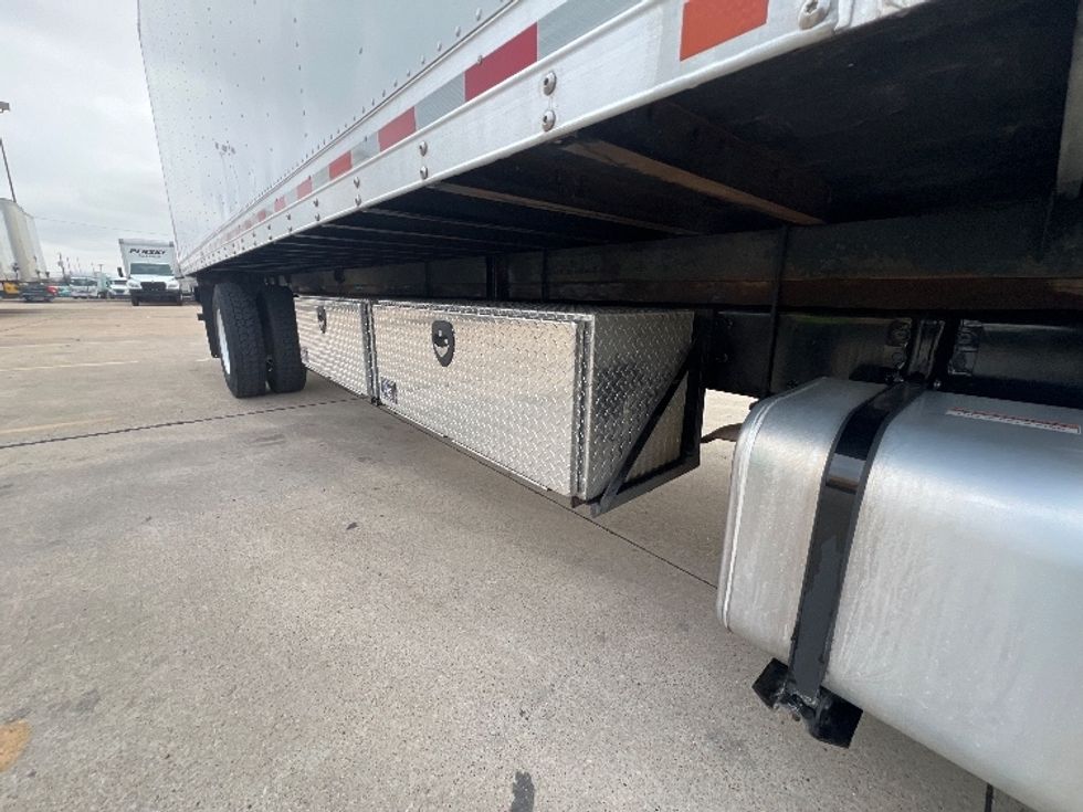Medium Duty Box Truck-Light and Medium Duty Trucks-Freightliner-2023-M2-Dallas-TX-137,832\n\t\tmiles-$ 69,500 - Image 14