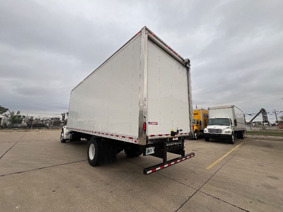 Medium Duty Box Truck-Light and Medium Duty Trucks-Freightliner-2023-M2-Dallas-TX-137,832\n\t\tmiles-$ 69,500 - Image 6
