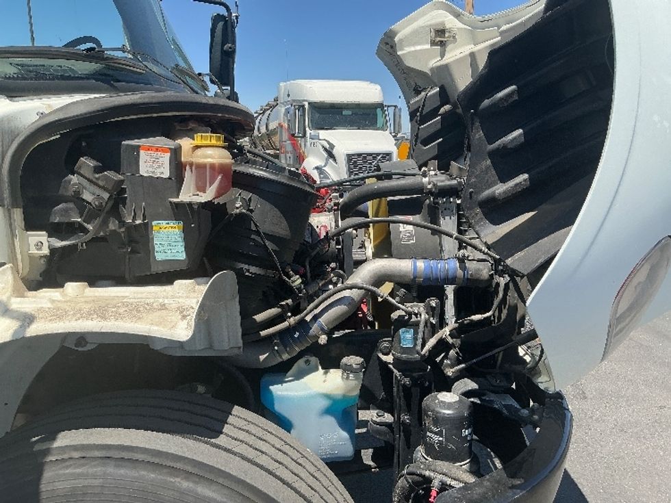 Medium Duty Box Truck-Light and Medium Duty Trucks-Freightliner-2023-M2-Denver-CO-187,096\n\t\tmiles-$ 68,500 - Image 23