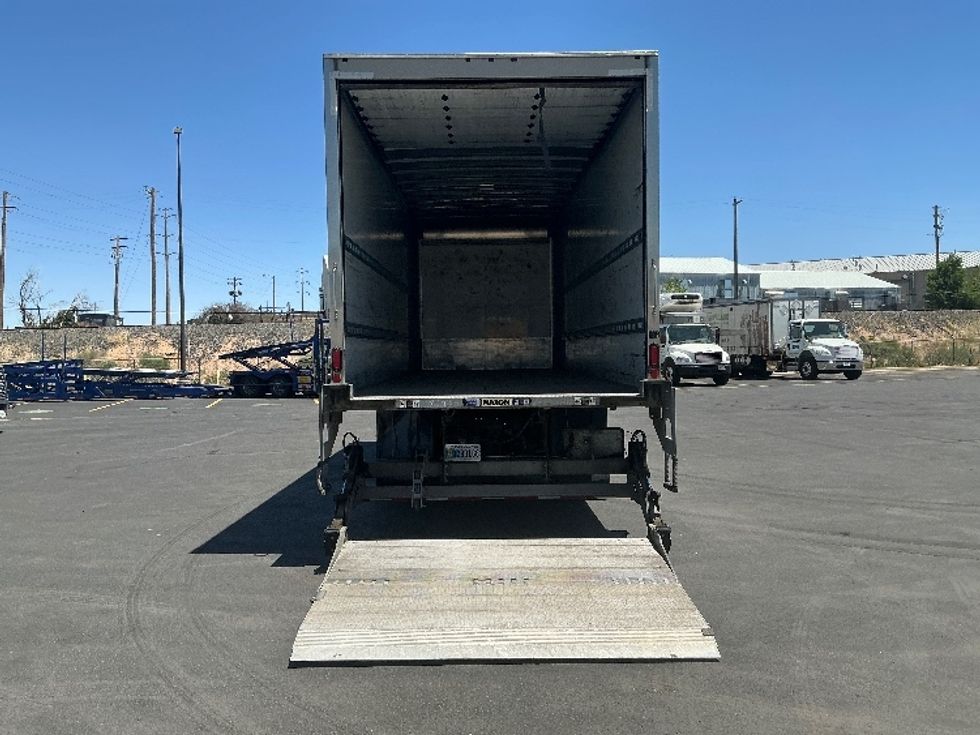Medium Duty Box Truck-Light and Medium Duty Trucks-Freightliner-2023-M2-Denver-CO-187,096\n\t\tmiles-$ 68,500 - Image 9