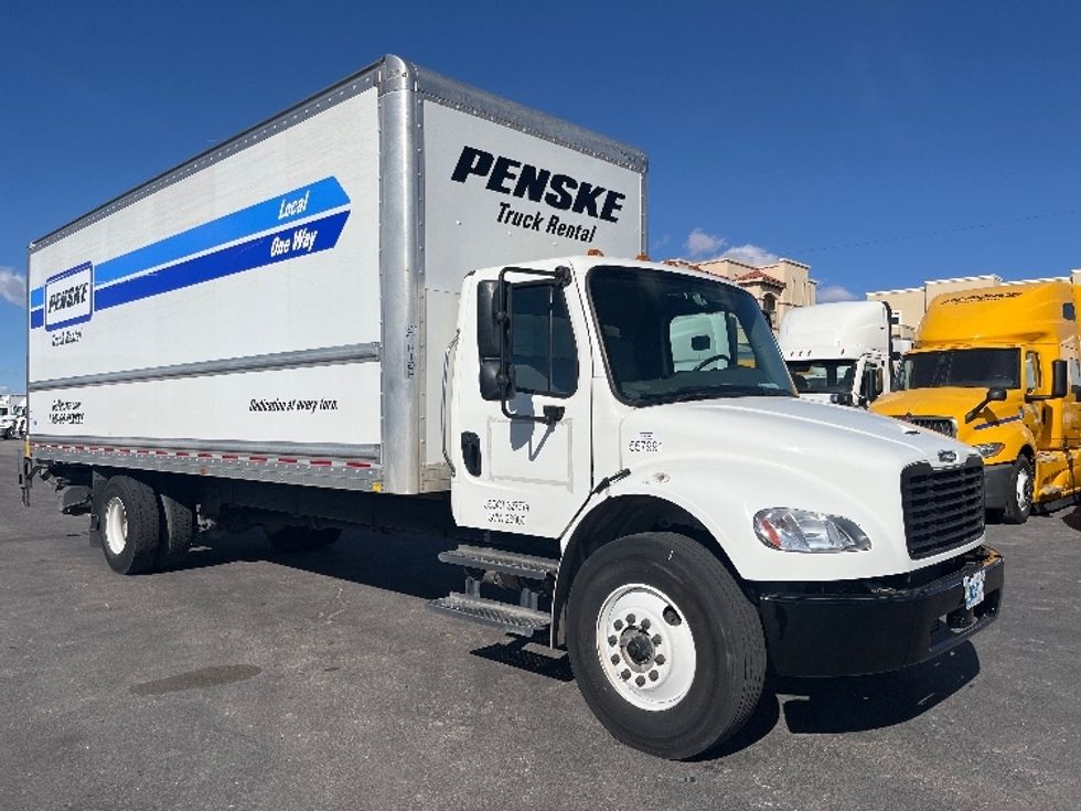 Medium Duty Box Truck-Light and Medium Duty Trucks-Freightliner-2023-M2-El Paso-TX-219,596\n\t\tmiles-$ 60,750 - Image 1