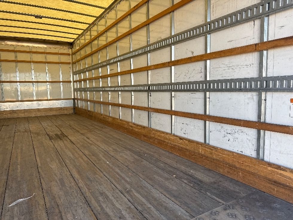 Medium Duty Box Truck-Light and Medium Duty Trucks-Freightliner-2023-M2-El Paso-TX-219,596\n\t\tmiles-$ 60,750 - Image 12