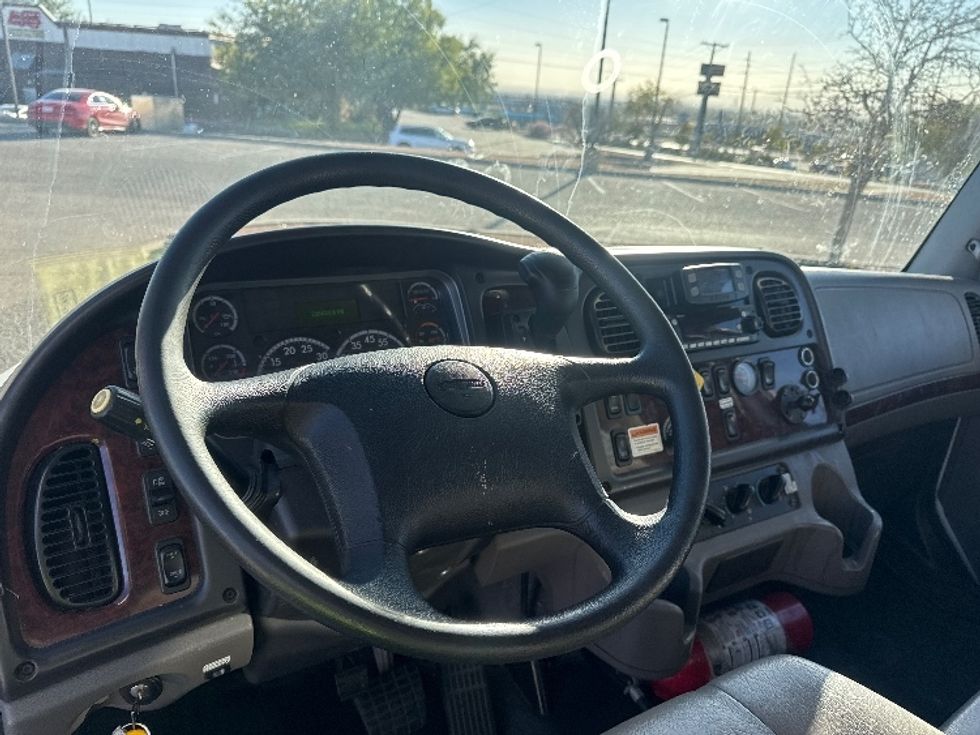 Medium Duty Box Truck-Light and Medium Duty Trucks-Freightliner-2023-M2-El Paso-TX-219,596\n\t\tmiles-$ 60,750 - Image 17
