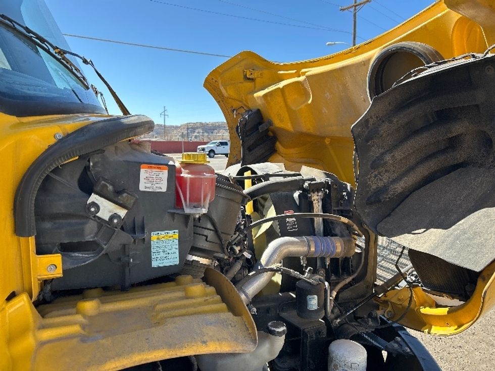 Medium Duty Box Truck-Light and Medium Duty Trucks-Freightliner-2023-M2-Farmington-NM-241,617\n\t\tmiles-$ 51,000 - Image 23