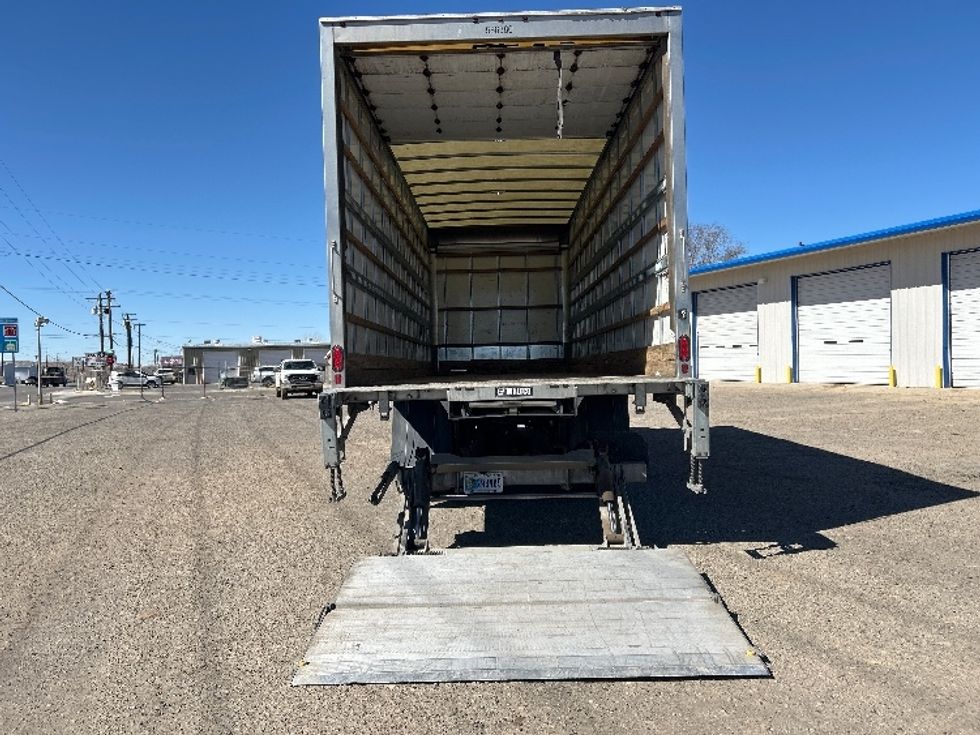 Medium Duty Box Truck-Light and Medium Duty Trucks-Freightliner-2023-M2-Farmington-NM-241,617\n\t\tmiles-$ 51,000 - Image 9