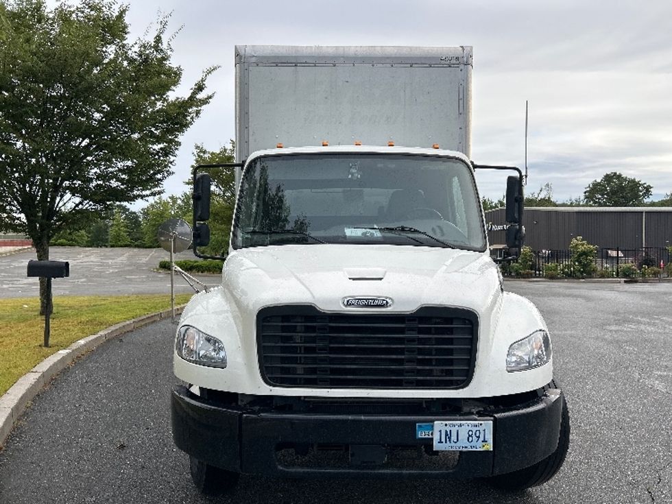 Medium Duty Box Truck-Light and Medium Duty Trucks-Freightliner-2023-M2-Fitchburg-MA-122,213\n\t\tmiles-$ 69,500 - Image 2