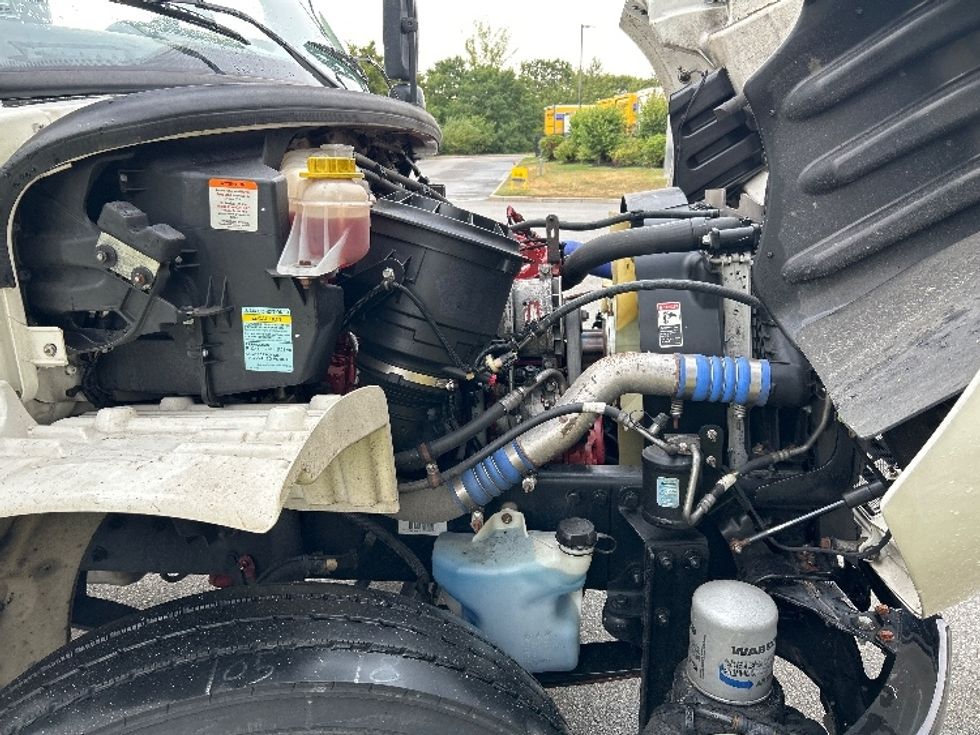 Medium Duty Box Truck-Light and Medium Duty Trucks-Freightliner-2023-M2-Fitchburg-MA-122,213\n\t\tmiles-$ 69,500 - Image 22