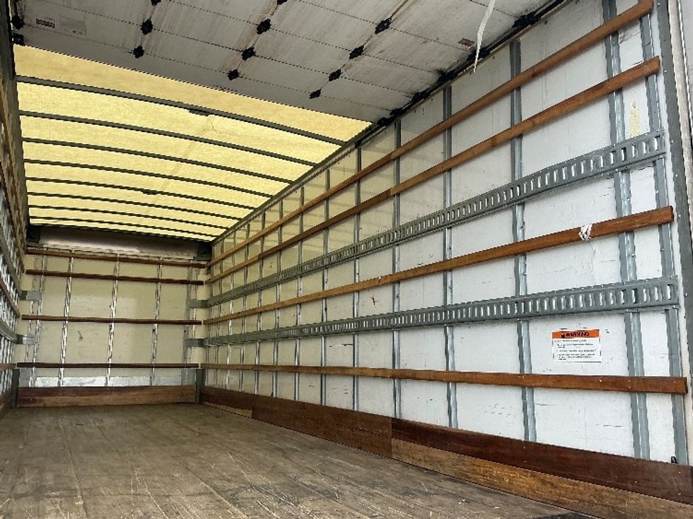 Medium Duty Box Truck-Light and Medium Duty Trucks-Freightliner-2023-M2-Fontana-CA-220,584\n\t\tmiles-$ 60,000 - Image 12