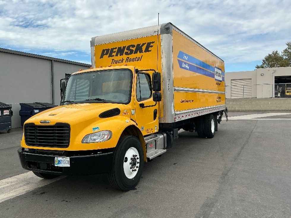 Medium Duty Box Truck-Light and Medium Duty Trucks-Freightliner-2023-M2-Fontana-CA-220,584\n\t\tmiles-$ 60,000 - Image 3