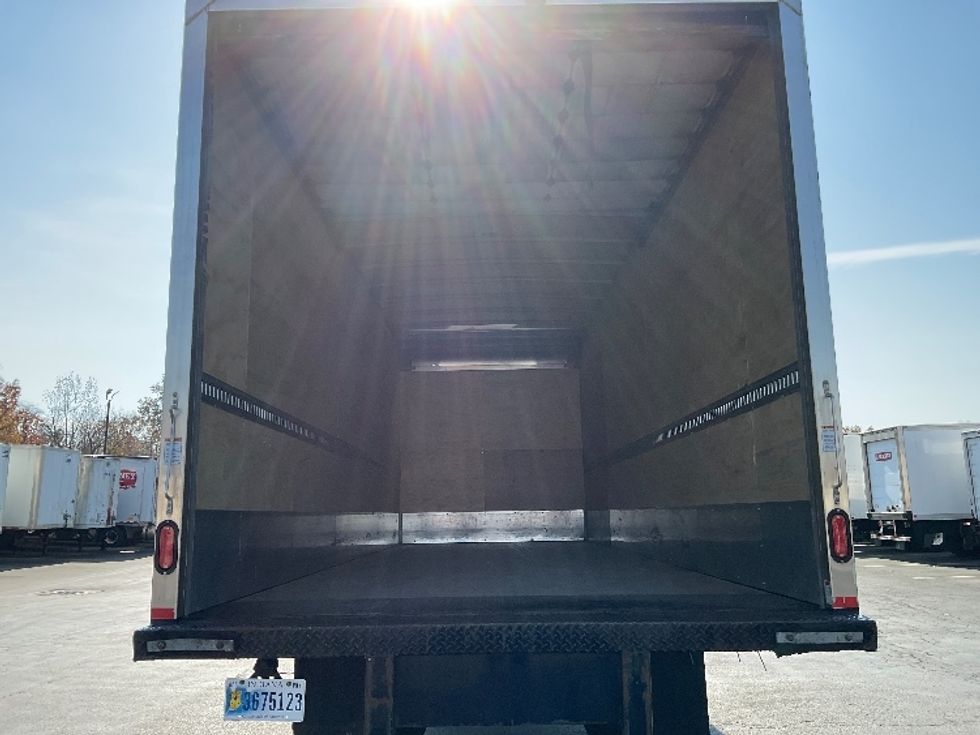 Medium Duty Box Truck-Light and Medium Duty Trucks-Freightliner-2023-M2-Gahanna-OH-174,014\n\t\tmiles-$ 65,750 - Image 8