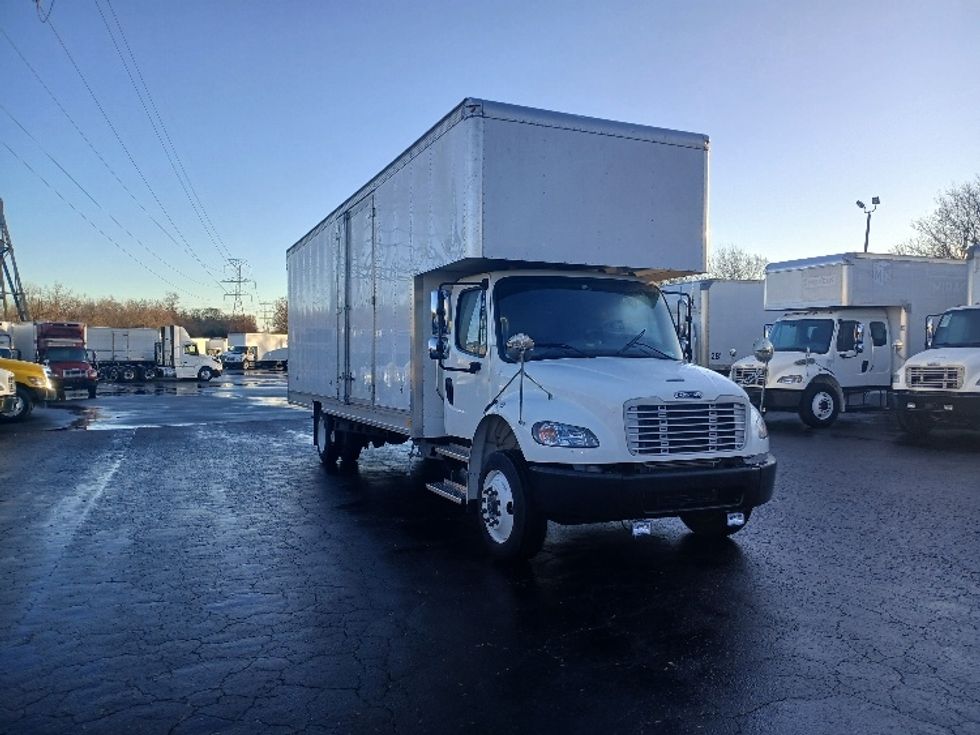 Medium Duty Box Truck-Light and Medium Duty Trucks-Freightliner-2023-M2-Greensboro-NC-45,684\n\t\tmiles-$ 95,000 - Image 1
